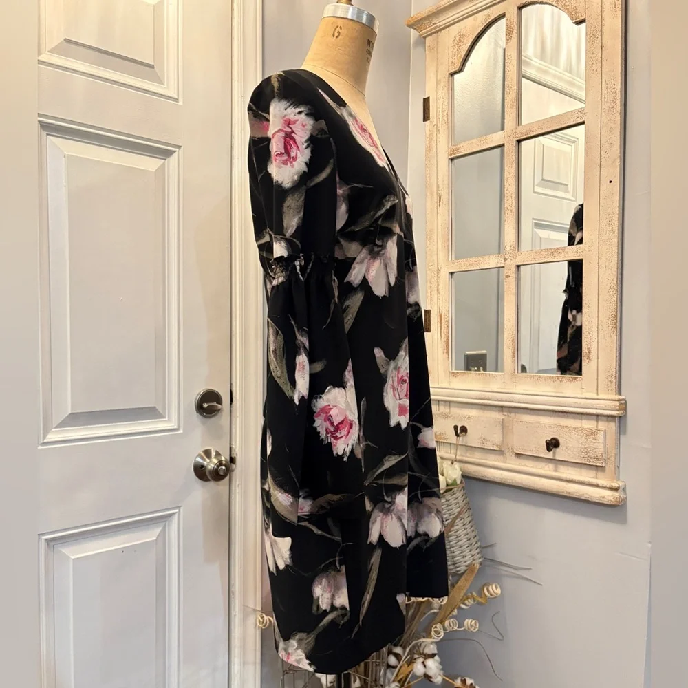 White House Black Market chic black